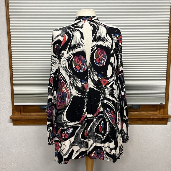 Free People Black Drift Away Cold-Shoulder Long Sleeve Tunic Top Size XS - Picture 11 of 16